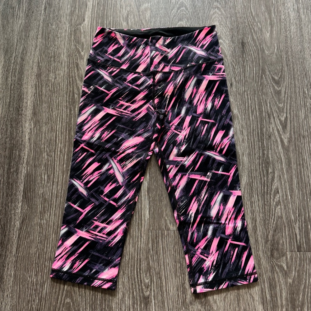 VSX Sport Abstract Pink and Black Leggings.